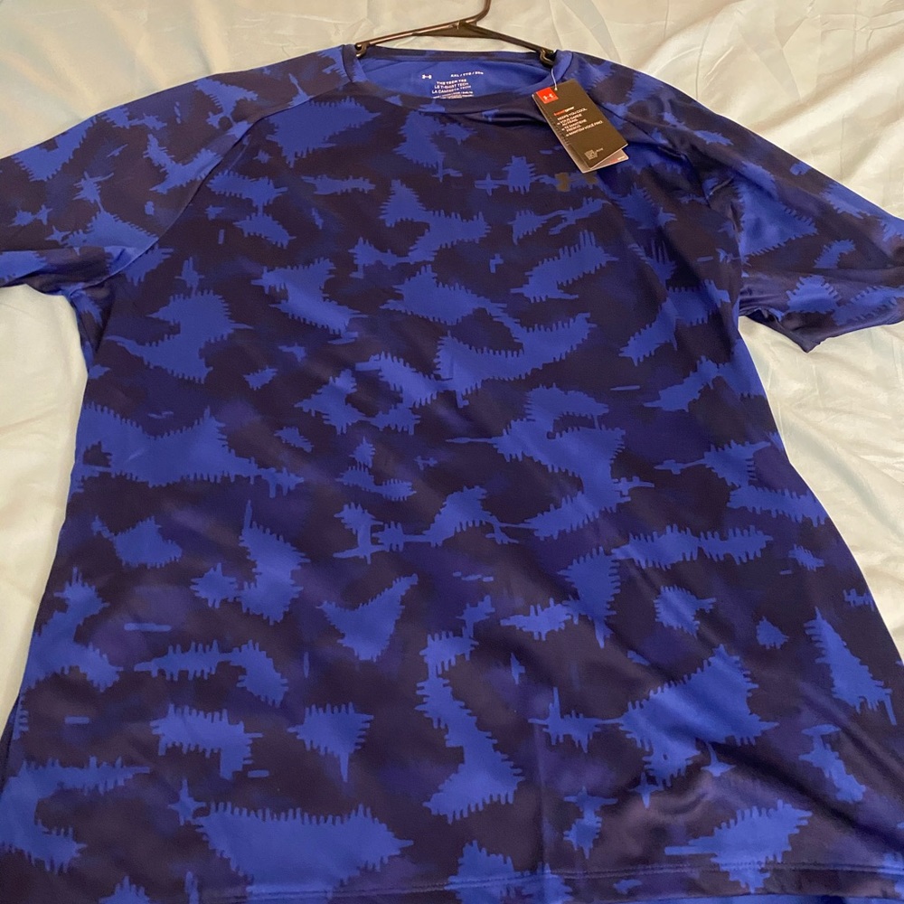 Blue under armor men’s tee